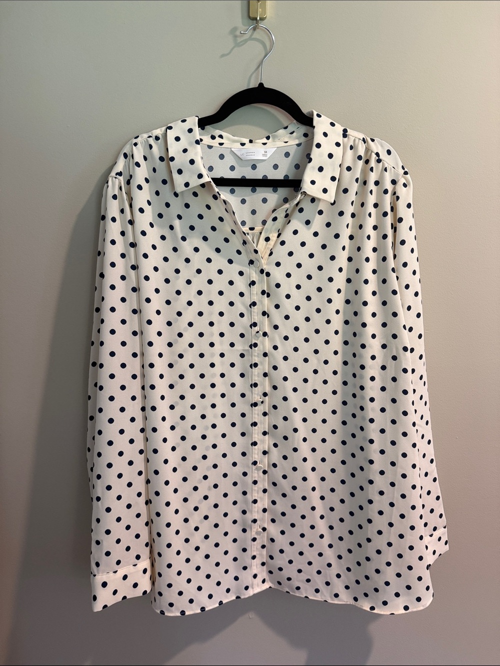 LC Lauren Conrad White Button-Up Shirt with Black Polka Dots